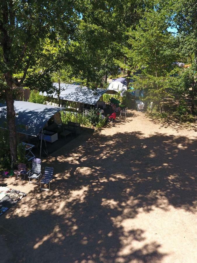 Europe Tents Camping Le Clou Meynard Eksteriør billede